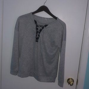 never worn tie up shirt